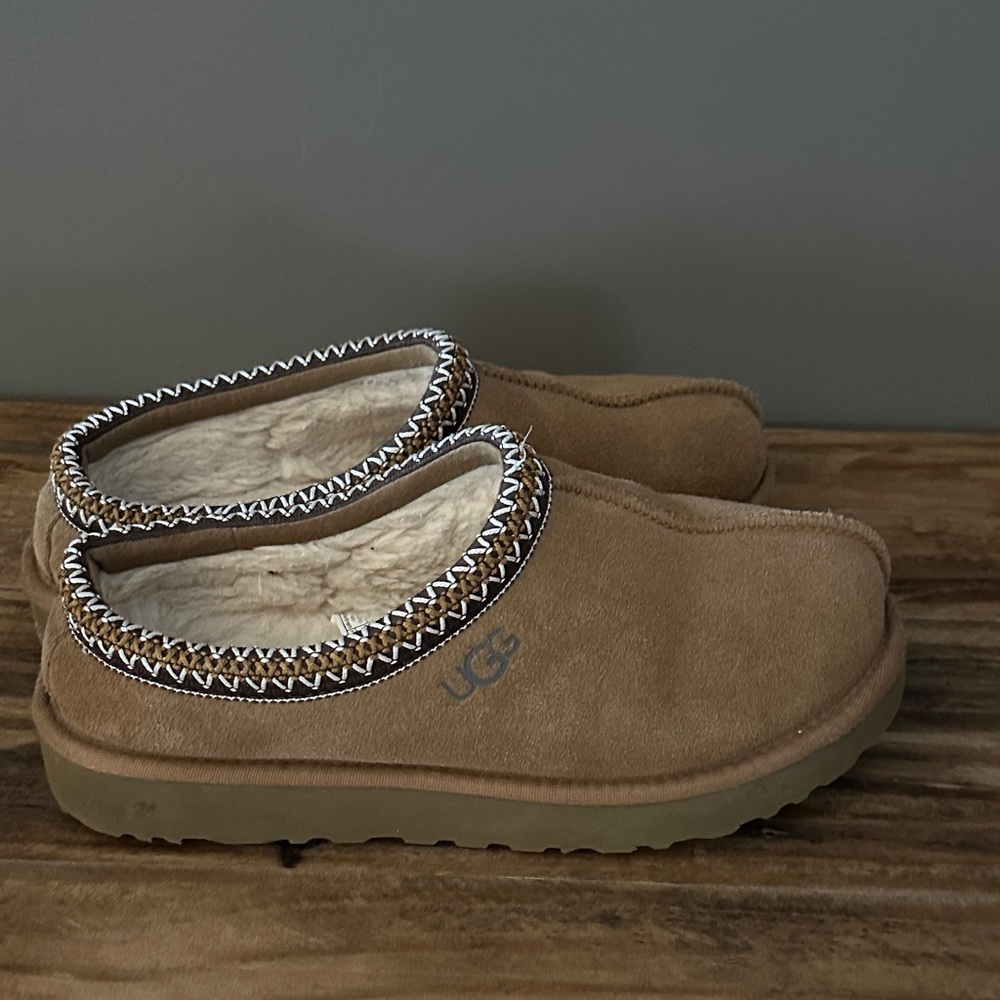 UGG Tasman Chestnut Brown